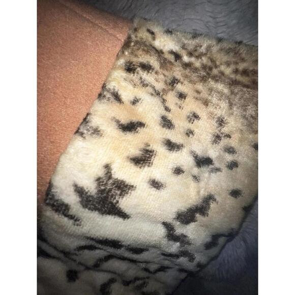 Chic Vintage Glamour: 1960s Camel Coat with Faux Leopard Fur Trim, S/M - Picture 14 of 15